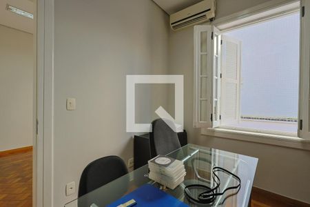 Escritório de casa à venda com 4 quartos, 400m² em Centro, Belo Horizonte