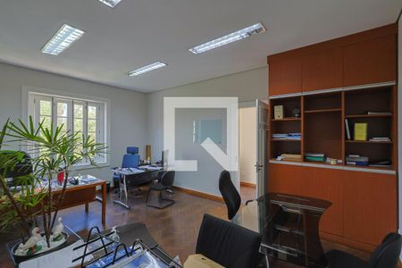 Quarto 3 de casa à venda com 4 quartos, 400m² em Centro, Belo Horizonte