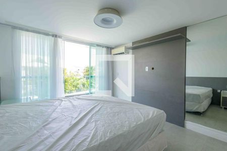 Suíte 1 de casa de condomínio para alugar com 6 quartos, 370m² em Recreio dos Bandeirantes, Rio de Janeiro