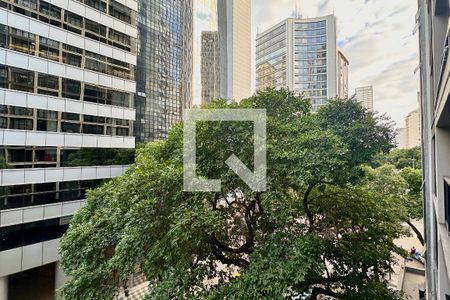 Vista de kitnet/studio à venda com 1 quarto, 40m² em Centro, Rio de Janeiro