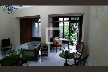 Casa à venda com 3 quartos, 276m² em Cosme Velho, Rio de Janeiro