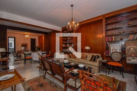 Casa à venda com 3 quartos, 276m² em Cosme Velho, Rio de Janeiro