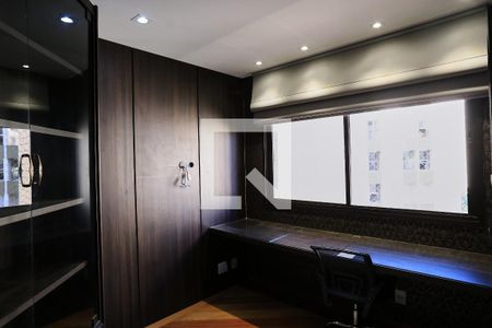 Escritório de apartamento para alugar com 4 quartos, 250m² em Santo Antônio, Belo Horizonte