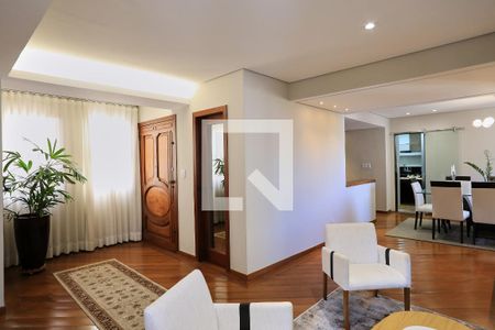 Sala de apartamento para alugar com 4 quartos, 250m² em Santo Antônio, Belo Horizonte