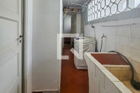 Área de serviço de apartamento para alugar com 2 quartos, 95m² em Barra Funda, Guarujá