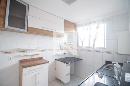Cozinha e Área de Serviço de apartamento à venda com 2 quartos, 42m² em Sapucaias Iii, Contagem