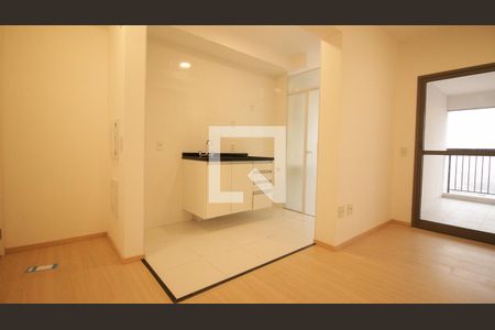 Sala/Cozinha de apartamento para alugar com 2 quartos, 63m² em Vila Independencia, São Paulo