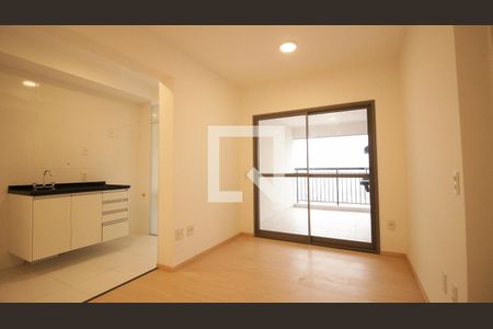 Sala/Cozinha de apartamento para alugar com 2 quartos, 63m² em Vila Independencia, São Paulo