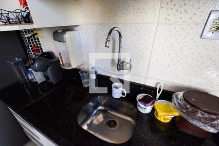 Cozinha de apartamento à venda com 2 quartos, 49m² em Pilares, Rio de Janeiro