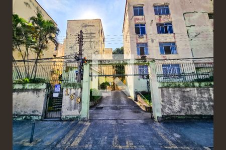 Fachada de apartamento à venda com 2 quartos, 49m² em Pilares, Rio de Janeiro
