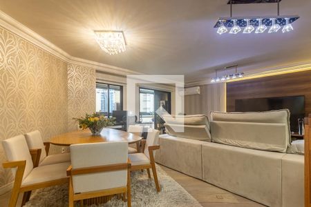 Sala de apartamento à venda com 3 quartos, 122m² em Indianópolis, São Paulo