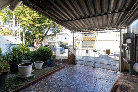 Garagem de casa à venda com 3 quartos, 350m² em Vila Ester (zona Norte), São Paulo