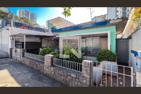 Fachada de casa à venda com 3 quartos, 350m² em Vila Ester (zona Norte), São Paulo