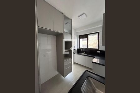 Cozinha de apartamento à venda com 3 quartos, 75m² em São Lucas, Belo Horizonte
