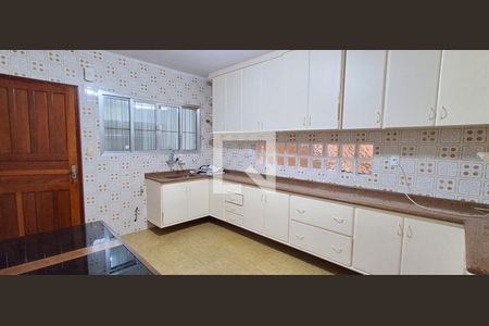 Cozinha de casa à venda com 2 quartos, 128m² em Jardim Orlandina, São Bernardo do Campo