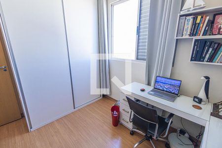 Quarto  2 de apartamento à venda com 3 quartos, 77m² em Ouro Preto, Belo Horizonte