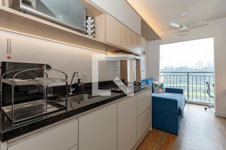 Sala/Cozinha de apartamento à venda com 1 quarto, 27m² em Jardim Caravelas, São Paulo
