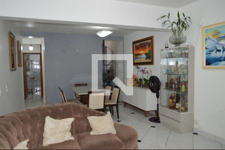 Sala de casa para alugar com 4 quartos, 200m² em Cambuci, São Paulo