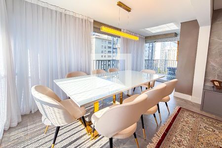 Sala de apartamento à venda com 2 quartos, 94m² em Cerqueira César, São Paulo