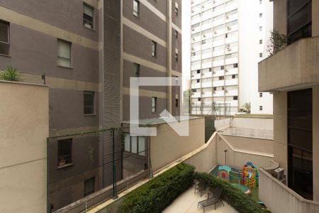 Vista de apartamento à venda com 2 quartos, 135m² em Vila Nova Conceição, São Paulo