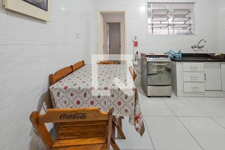 Cozinha de apartamento para alugar com 1 quarto, 70m² em Jardim Sao Miguel, Guarujá