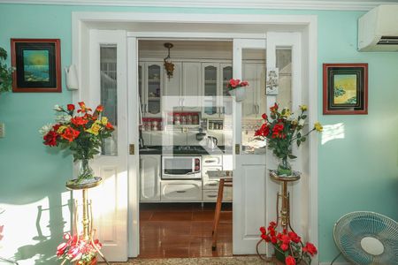 Cozinha de apartamento para alugar com 2 quartos, 60m² em Humaitá, Porto Alegre
