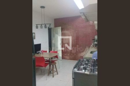 Casa à venda com 3 quartos, 360m² em Taquara, Rio de Janeiro