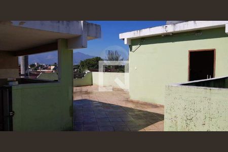 Casa à venda com 3 quartos, 360m² em Taquara, Rio de Janeiro