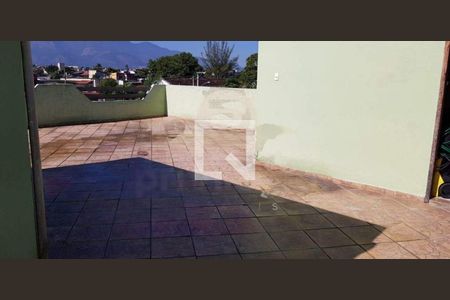 Casa à venda com 3 quartos, 360m² em Taquara, Rio de Janeiro