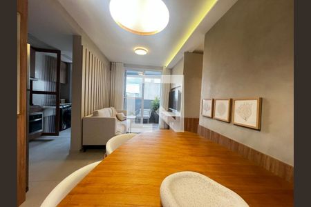 Apartamento à venda com 3 quartos, 70m² em Coração Eucarístico, Belo Horizonte