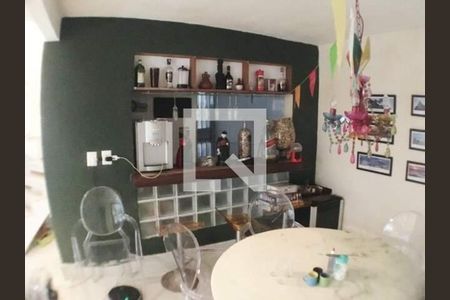 Casa à venda com 5 quartos, 120m² em Laranjeiras, Rio de Janeiro