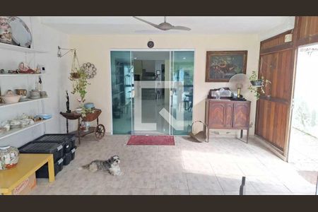 Casa à venda com 3 quartos, 340m² em Anil, Rio de Janeiro