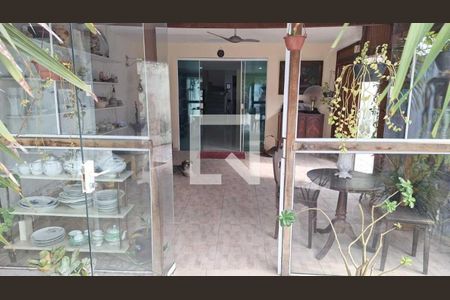 Casa à venda com 3 quartos, 340m² em Anil, Rio de Janeiro