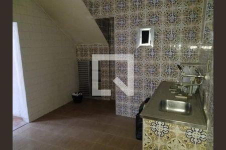 Casa à venda com 3 quartos, 96m² em Bonsucesso, Rio de Janeiro