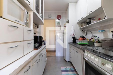 Cozinha de apartamento à venda com 3 quartos, 65m² em Jardim Botucatu, São Paulo