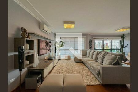 Apartamento à venda com 3 quartos, 240m² em Tatuapé, São Paulo