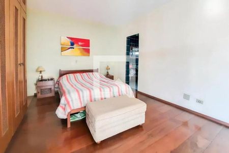 Casa à venda com 4 quartos, 313m² em Jardim do Mar, São Bernardo do Campo