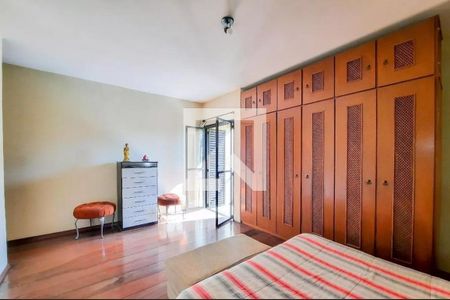 Casa à venda com 4 quartos, 313m² em Jardim do Mar, São Bernardo do Campo