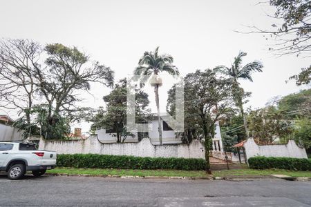 Fachada da Casa de casa à venda com 6 quartos, 524m² em Jardim Leonor, São Paulo