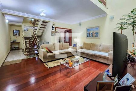 Casa à venda com 3 quartos, 200m² em Nova Petrópolis, São Bernardo do Campo