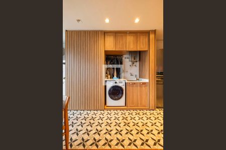 Sala/Cozinha de apartamento à venda com 1 quarto, 85m² em Pinheiros, São Paulo