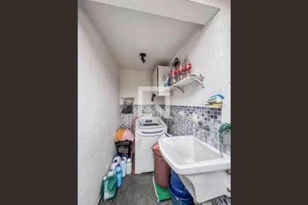 Casa à venda com 5 quartos, 250m² em Jardim Andrea Demarchi, São Bernardo do Campo