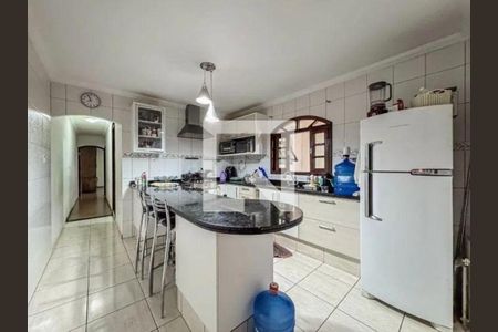 Casa à venda com 5 quartos, 250m² em Jardim Andrea Demarchi, São Bernardo do Campo