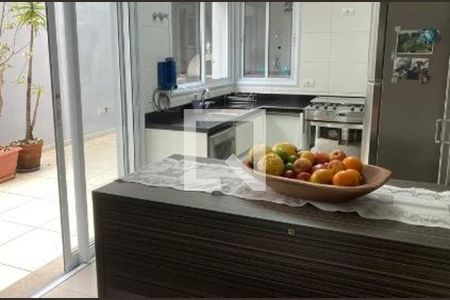 Casa à venda com 3 quartos, 342m² em Perdizes, São Paulo