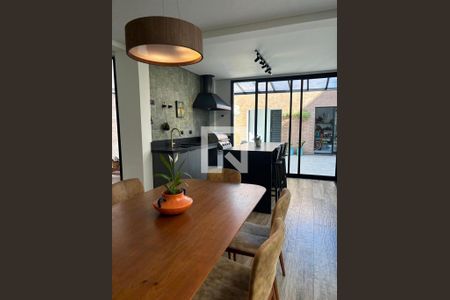 Casa à venda com 4 quartos, 377m² em Bairro dos Casa, São Bernardo do Campo