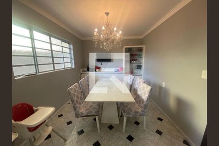 Casa à venda com 4 quartos, 298m² em Parque dos Passaros, São Bernardo do Campo