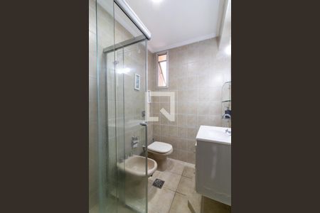 Banheiro de apartamento para alugar com 1 quarto, 51m² em Bosque, Campinas