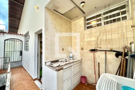 Área de Serviço de casa à venda com 4 quartos, 246m² em Mirandópolis, São Paulo
