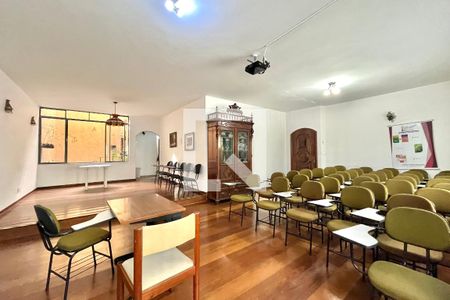 Sala de casa à venda com 4 quartos, 246m² em Mirandópolis, São Paulo