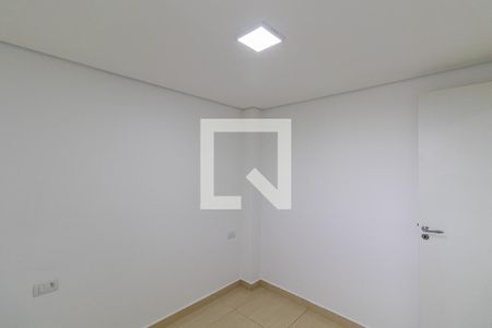 Quarto 1 de apartamento à venda com 2 quartos, 40m² em Jardim Triana, São Paulo